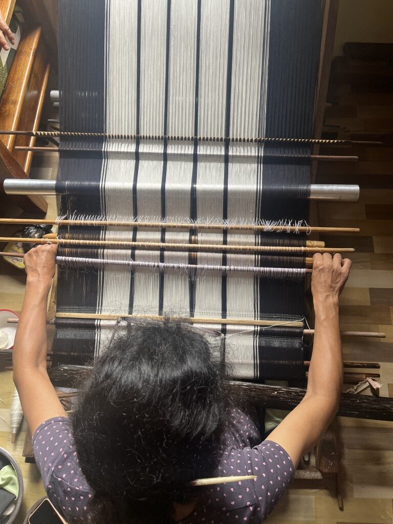 loin loom weaver loin loom weaver